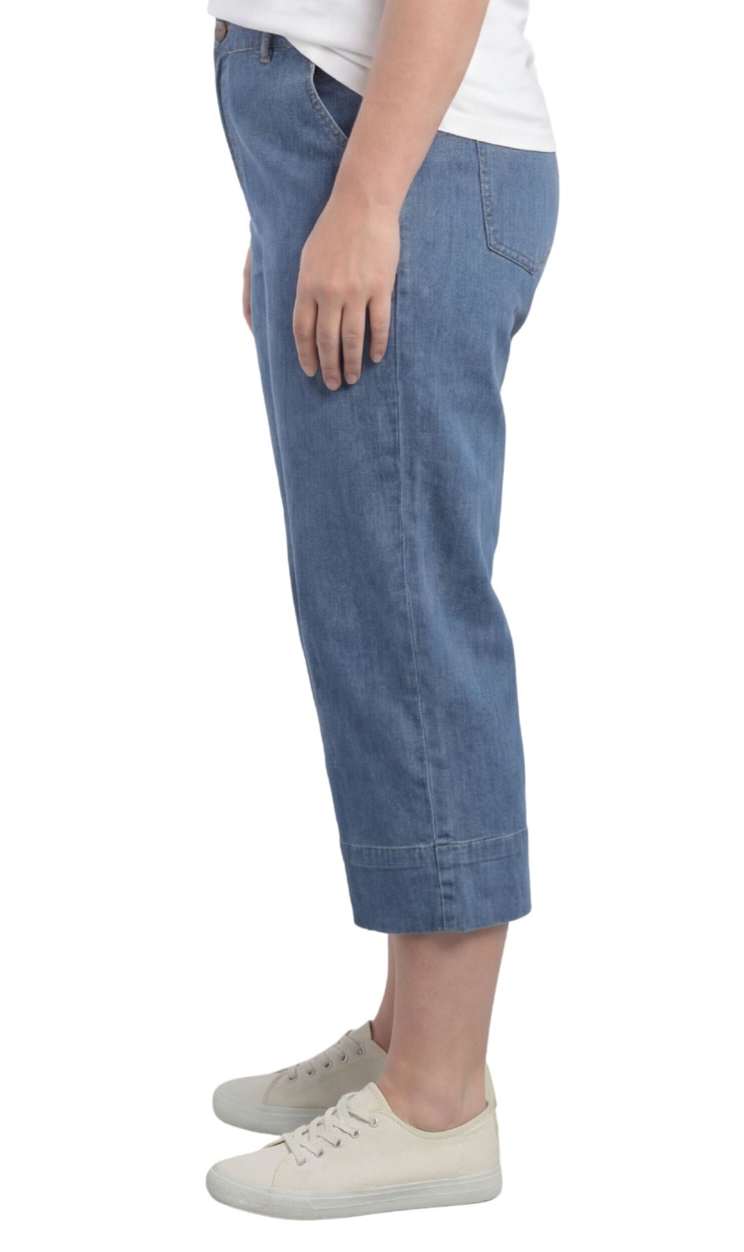 Women's Straight Leg Denim Capri Pants — Lightweight Cotton Blend