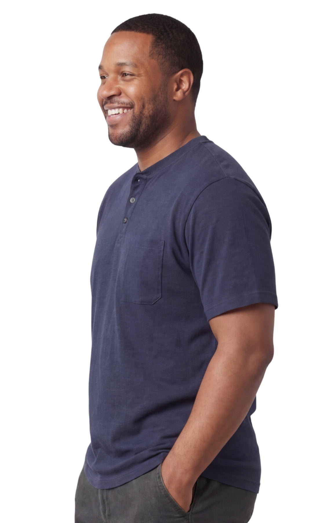 Men's Short Sleeve Henley T-Shirt with 3-Button Placket and Chest Pocket